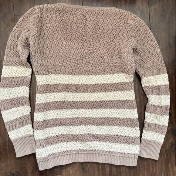 GUESS Striped Sweater - Picture 2 of 7